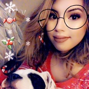 Meet your Posher, Renee